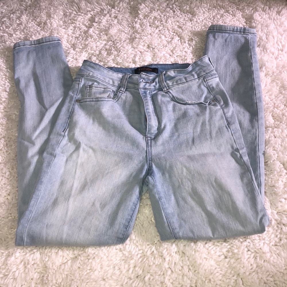 High-Waisted skinny jeans